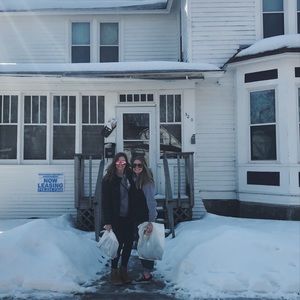 Meet your Posher, Emily